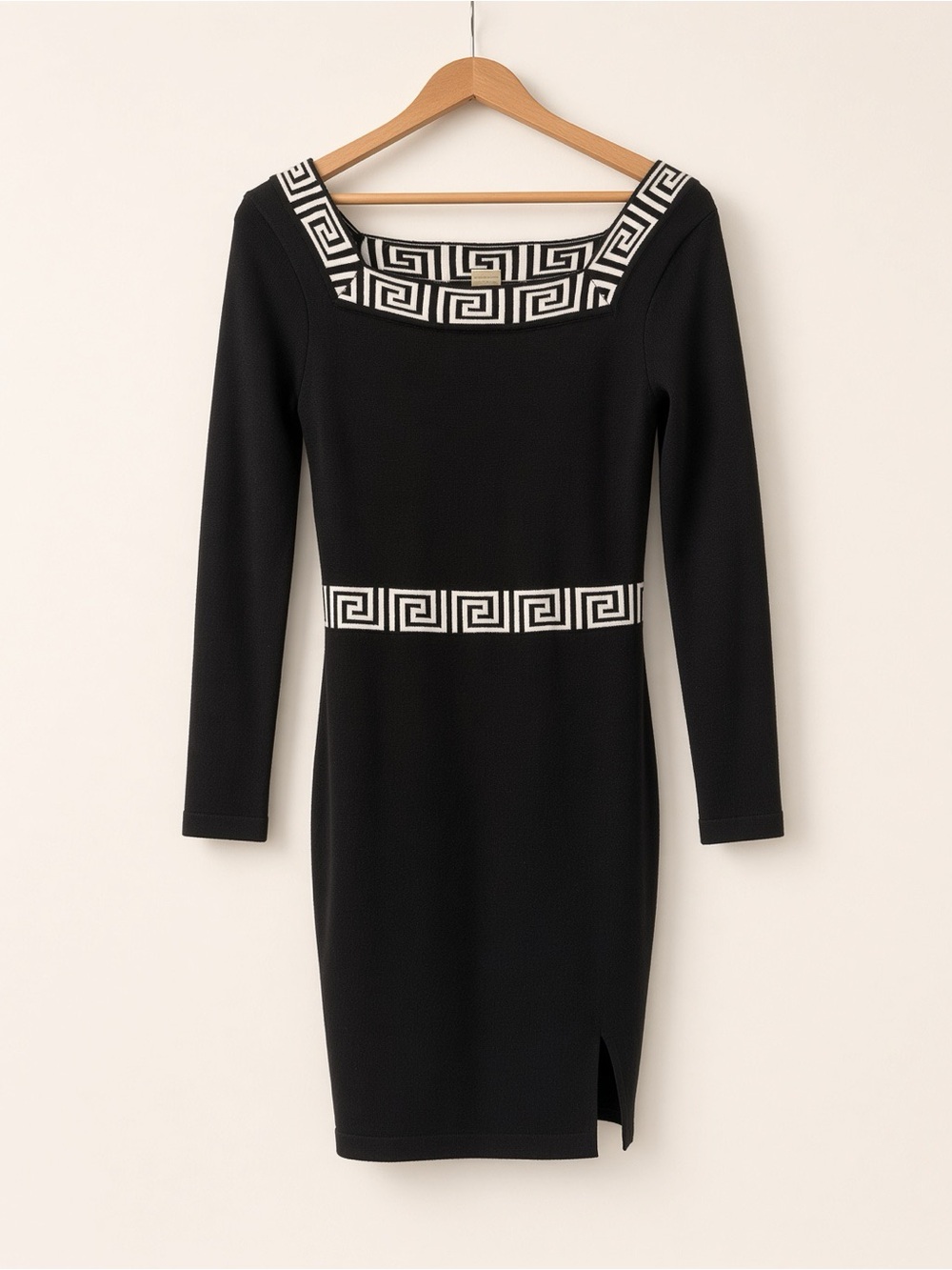 Black Long-Sleeve Sheath Dress with White Geometric Trim Size M Retro Sexy